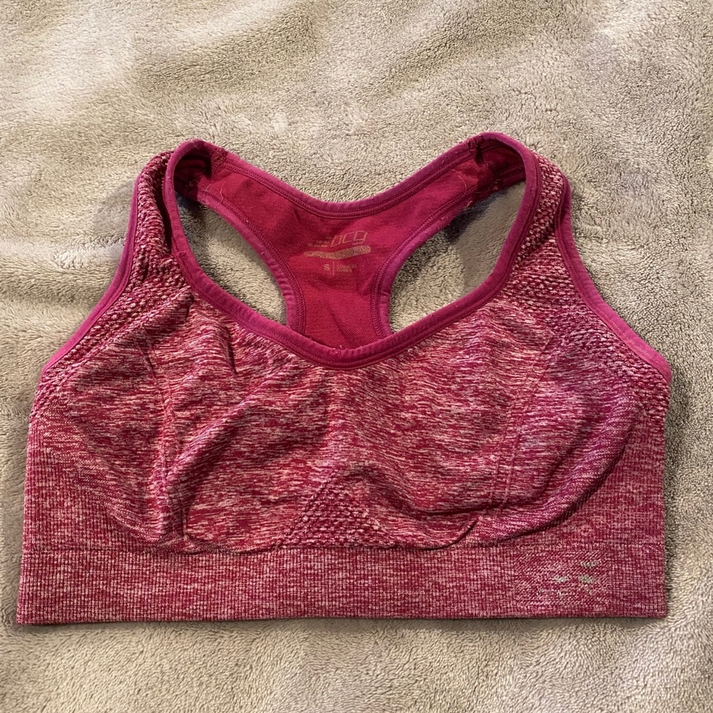 Sports bra